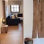 Hochalmbahnen 16w1, Alpenaster, Nahe Gondel *