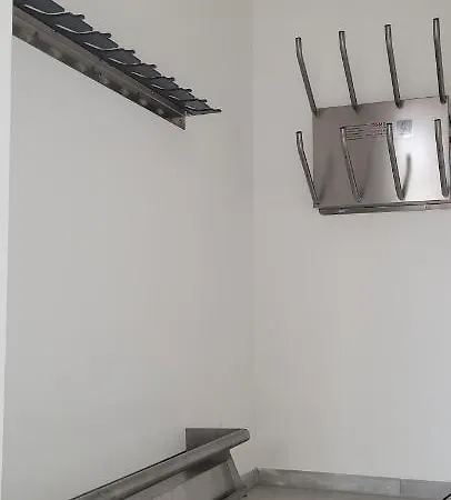 Hochalmbahnen 1-16 We1, Maislaufeldweg 1p Eg *