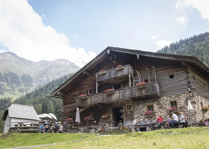 Hochalmbahnen 16w1, Alpenaster, Nahe Gondel Lägenhet Rauris